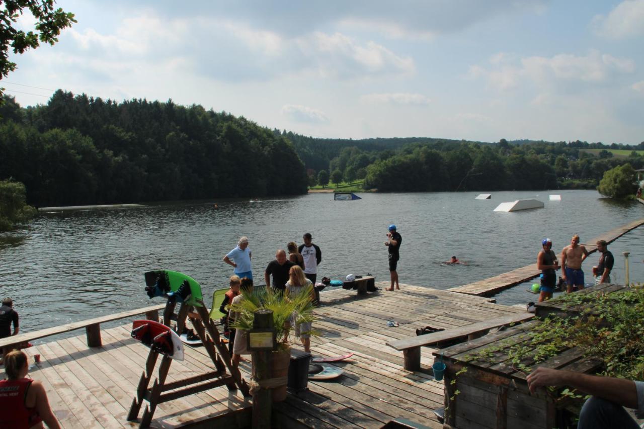 Ferienhaus "Baeren Ecke" Am See Im Bergland Kirchheim  Eksteriør bilde